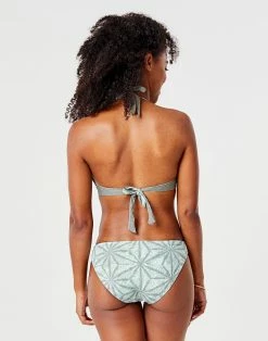 Carve Laguna Bottom: Moss Makai