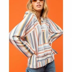 Tops Roxy Wild And Free Poncho Hoodie