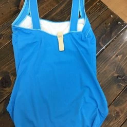 TYR Solid Square Neck Controlfit One-Piece 11 TYR Solid Square Neck Controlfit One-Piece